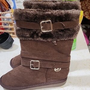 Girl's Size 1 Mk Brown Fur-Lined Boots with Buckles